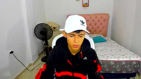 Snapshot of asbeell_grigory chatting on 09-17-25, 08:10 asbeell grigory online show from 09-17-25, 08:10