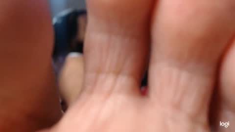 Snapshot of ash_nicefeet chatting on 01-14-26, 03:56 ashley online show from 01-14-26, 03:56