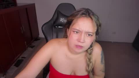 ash_smith1 online show from 09-26-25, 11:20