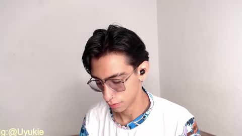 Ash online show from 10-30-25, 02:02