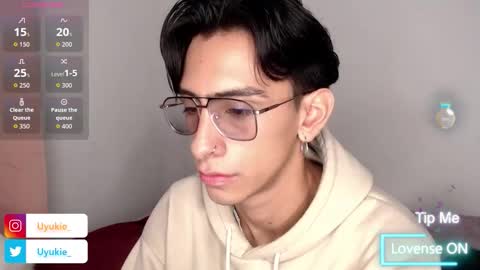 Ash online show from 12-21-25, 11:34