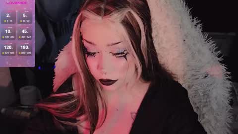 Sasha next stream December 4st  at  0000- 0030 am German time online show from 10-21-25, 11:27