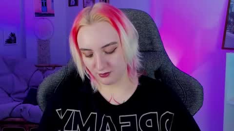 Snapshot of asheluck chatting on 02-12-25, 11:51 AshleyAshe online show from 02-12-25, 11:51