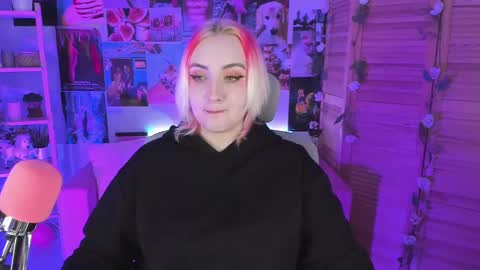 Snapshot of asheluck chatting on 02-13-25, 05:44 AshleyAshe online show from 02-13-25, 05:44