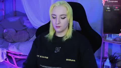 Snapshot of asheluck chatting on 10-02-25, 02:29 AshleyAshe online show from 10-02-25, 02:29