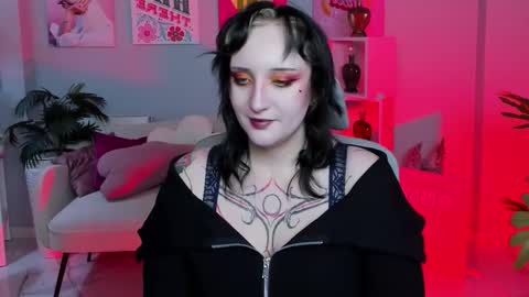 Snapshot of asheluck chatting on 11-01-25, 11:18 AshleyAshe online show from 11-01-25, 11:18