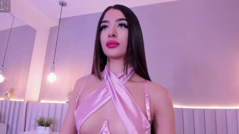 Snapshot of ashely_rous chatting on 10-19-25, 06:41 I am Ashley online show from 10-19-25, 06:41