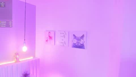 Snapshot of ashely_rous chatting on 12-14-25, 11:53 I am Ashley online show from 12-14-25, 11:53