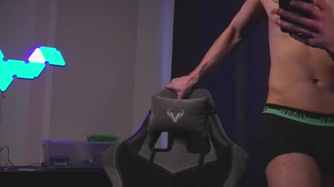 Jerk Machine online show from 02-12-25, 12:01