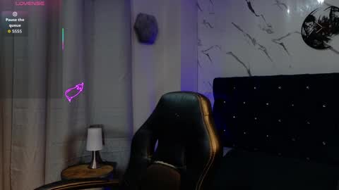   Asher  online show from 05-25-26, 08:26