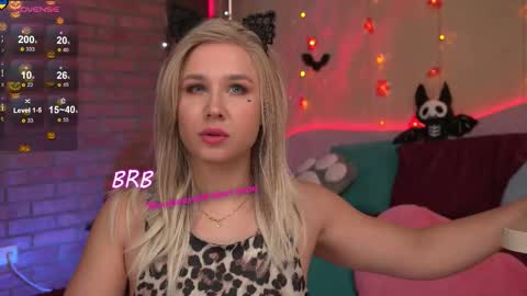 Anna Anya online show from 10-20-25, 05:24