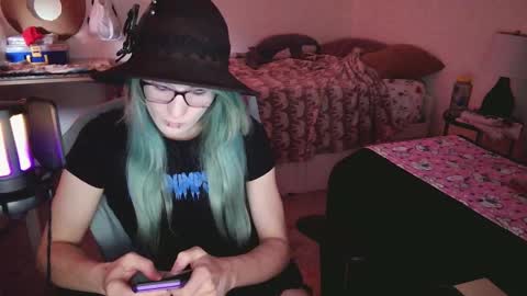 Snapshot of ashethegengar chatting on 09-19-25, 06:52 Ashley Scarlett online show from 09-19-25, 06:52