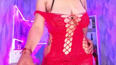 Snapshot of asheybakerx chatting on 05-07-26, 10:20 Ashey online show from 05-07-26, 10:20