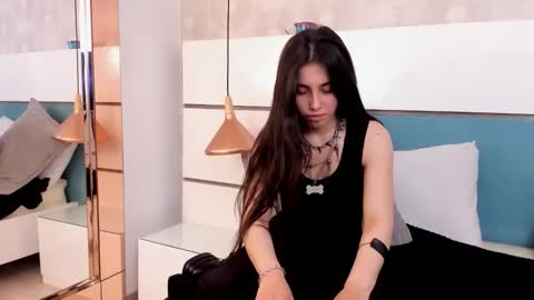 Snapshot of ashkoreh chatting on 10-18-25, 08:53 Ashkoreh online show from 10-18-25, 08:53