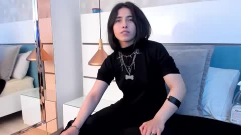 Snapshot of ashkoreh chatting on 11-02-25, 06:32 Ashkoreh online show from 11-02-25, 06:32