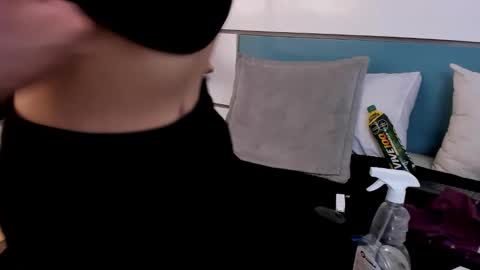 Snapshot of ashkoreh chatting on 11-23-25, 07:13 Ashkoreh online show from 11-23-25, 07:13