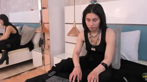 Snapshot of ashkoreh chatting on 11-27-25, 08:00 Ashkoreh online show from 11-27-25, 08:00