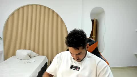 ashlan_king online show from 05-10-26, 04:50