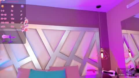 Snapshot of ashleey_bell_ chatting on 05-27-26, 12:57 Ashley online show from 05-27-26, 12:57