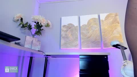 Snapshot of ashleey_thompsonn chatting on 12-12-24, 12:38 Ashley online show from 12-12-24, 12:38