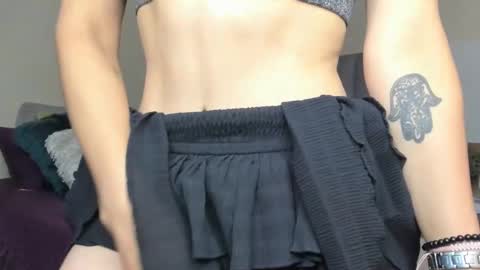 Carolina  online show from 01-17-25, 03:23