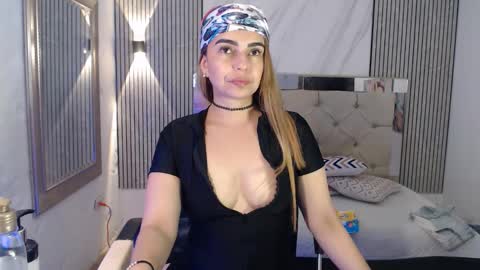 ashley__tylor online show from 01-05-26, 10:35