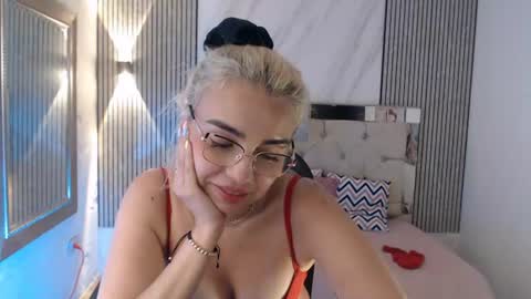 Snapshot of ashley__tylor chatting on 07-25-26, 09:56 ashley__tylor online show from 07-25-26, 09:56