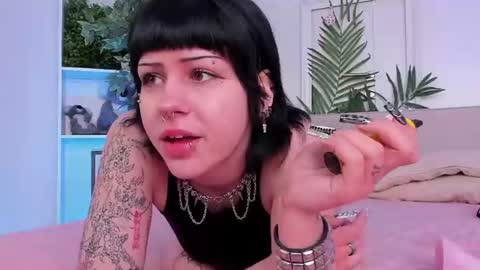 Ashley online show from 07-25-26, 08:01