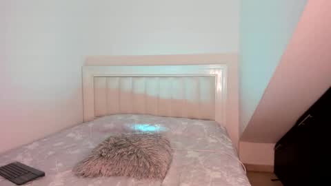 Snapshot of ashley_blair chatting on 12-10-24, 09:54 ashley_blair online show from 12-10-24, 09:54