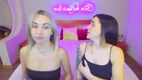 Snapshot of ashley_crashly chatting on 01-17-26, 09:47 Alina online show from 01-17-26, 09:47