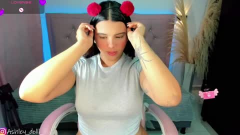 Snapshot of ashley_dolll chatting on 05-08-26, 10:59 Ashley online show from 05-08-26, 10:59