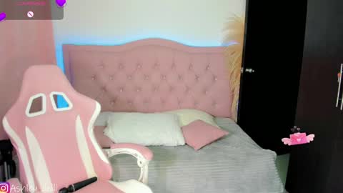 Snapshot of ashley_dolll chatting on 05-10-26, 10:04 Ashley online show from 05-10-26, 10:04