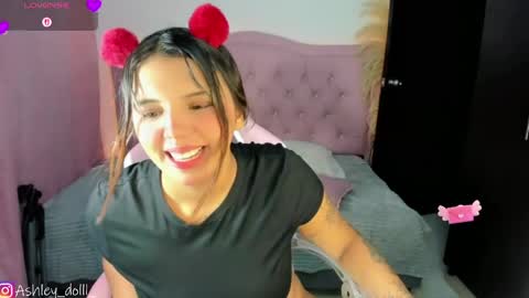 Snapshot of ashley_dolll chatting on 05-11-26, 09:23 Ashley online show from 05-11-26, 09:23