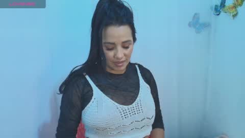 Snapshot of ashley_joyx_ chatting on 06-20-26, 03:20 ashley_joyx_ online show from 06-20-26, 03:20