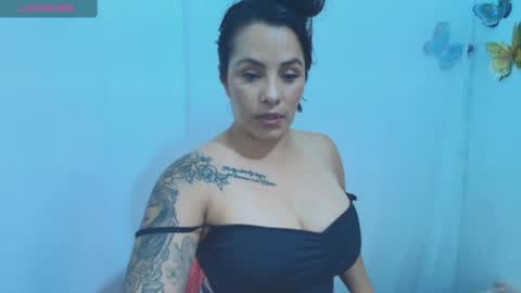 Snapshot of ashley_joyx_ chatting on 06-30-26, 04:35 ashley_joyx_ online show from 06-30-26, 04:35