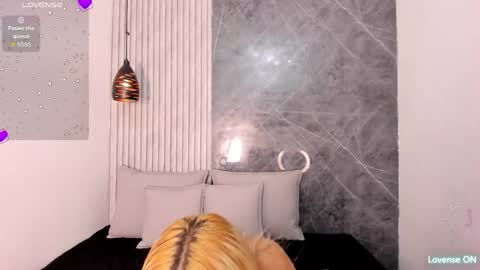 Snapshot of ashley_miller26 chatting on 05-21-26, 10:44 ashley_miller26 online show from 05-21-26, 10:44