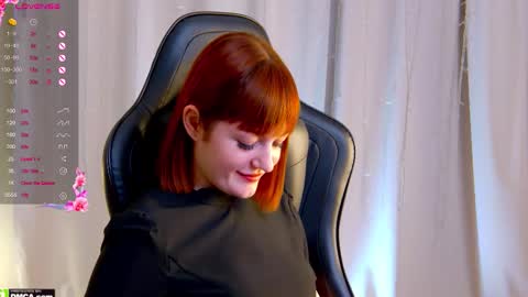 Snapshot of ashley_nicks chatting on 10-17-25, 01:31 Ashley online show from 10-17-25, 01:31