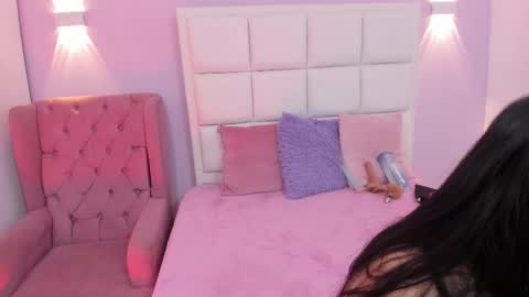 ashley_petit online show from 10-09-25, 12:14