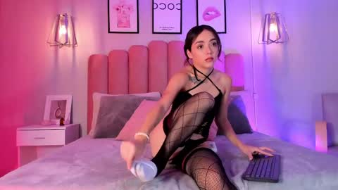 ashley online show from 05-10-26, 08:47