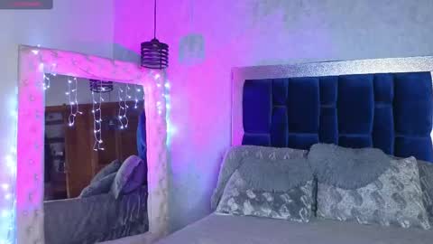 CAMILA online show from 09-19-25, 10:32