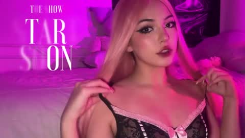 Ashlee Boox   online show from 05-29-26, 04:16