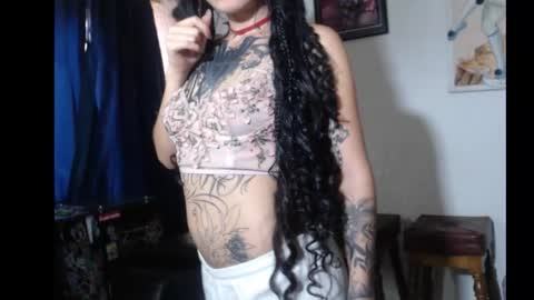 Snapshot of ashleyharper__ chatting on 11-14-25, 02:49 ashleyharper__ online show from 11-14-25, 02:49