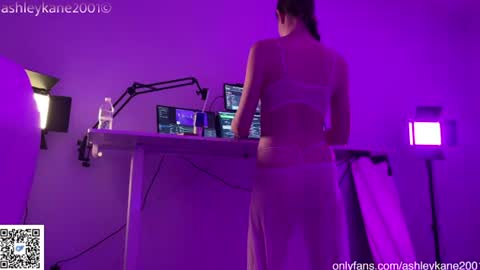 Ashley online show from 08-01-26, 03:06