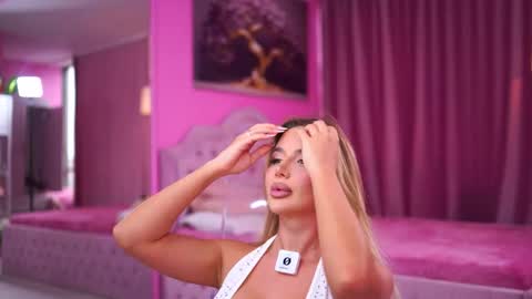 Ashley online show from 11-28-25, 11:13