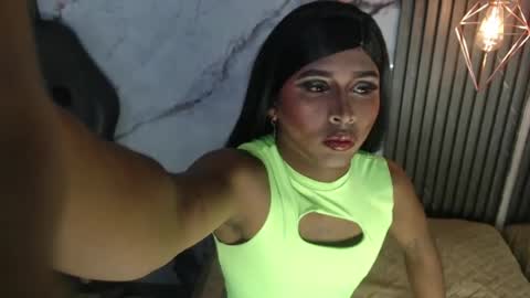 ashleysofiathenison online show from 06-22-26, 04:20
