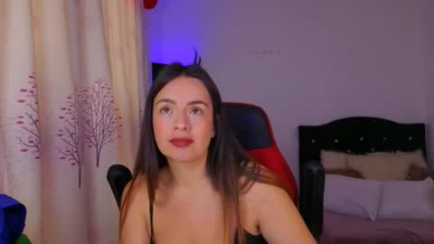 ASHLEY online show from 02-02-26, 01:54