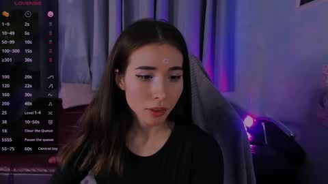 Snapshot of ashleytoxic chatting on 11-11-25, 01:11 Ashley online show from 11-11-25, 01:11