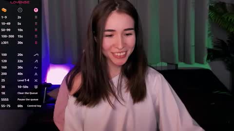 Snapshot of ashleytoxic chatting on 12-05-25, 01:31 Ashley online show from 12-05-25, 01:31