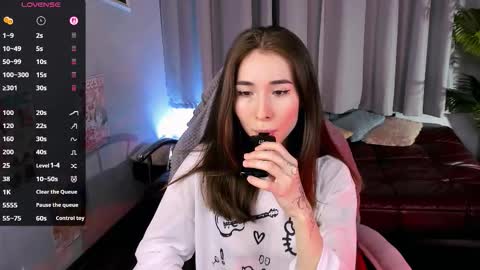 Snapshot of ashleytoxic chatting on 12-14-25, 01:16 Ashley online show from 12-14-25, 01:16