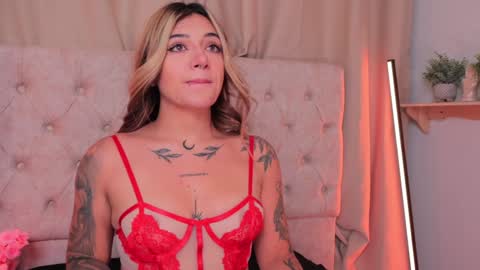 Ashley Lauren online show from 01-20-25, 03:48